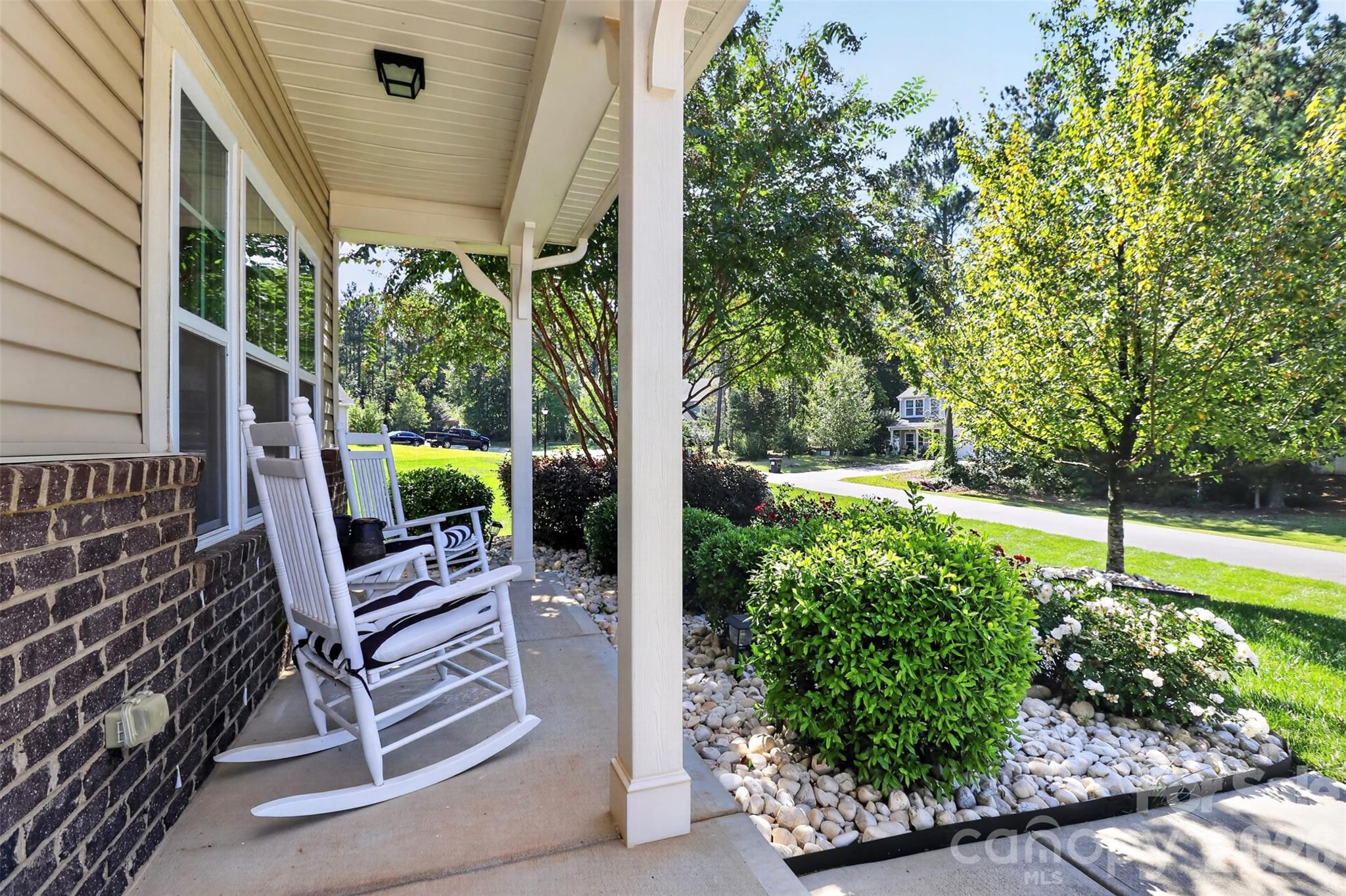 8122 Mossy Rock Road Property Photo 34