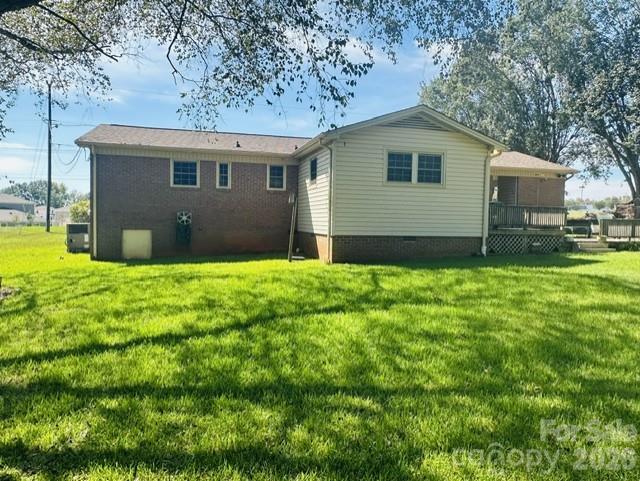 1415 Melrose Drive Property Photo 2