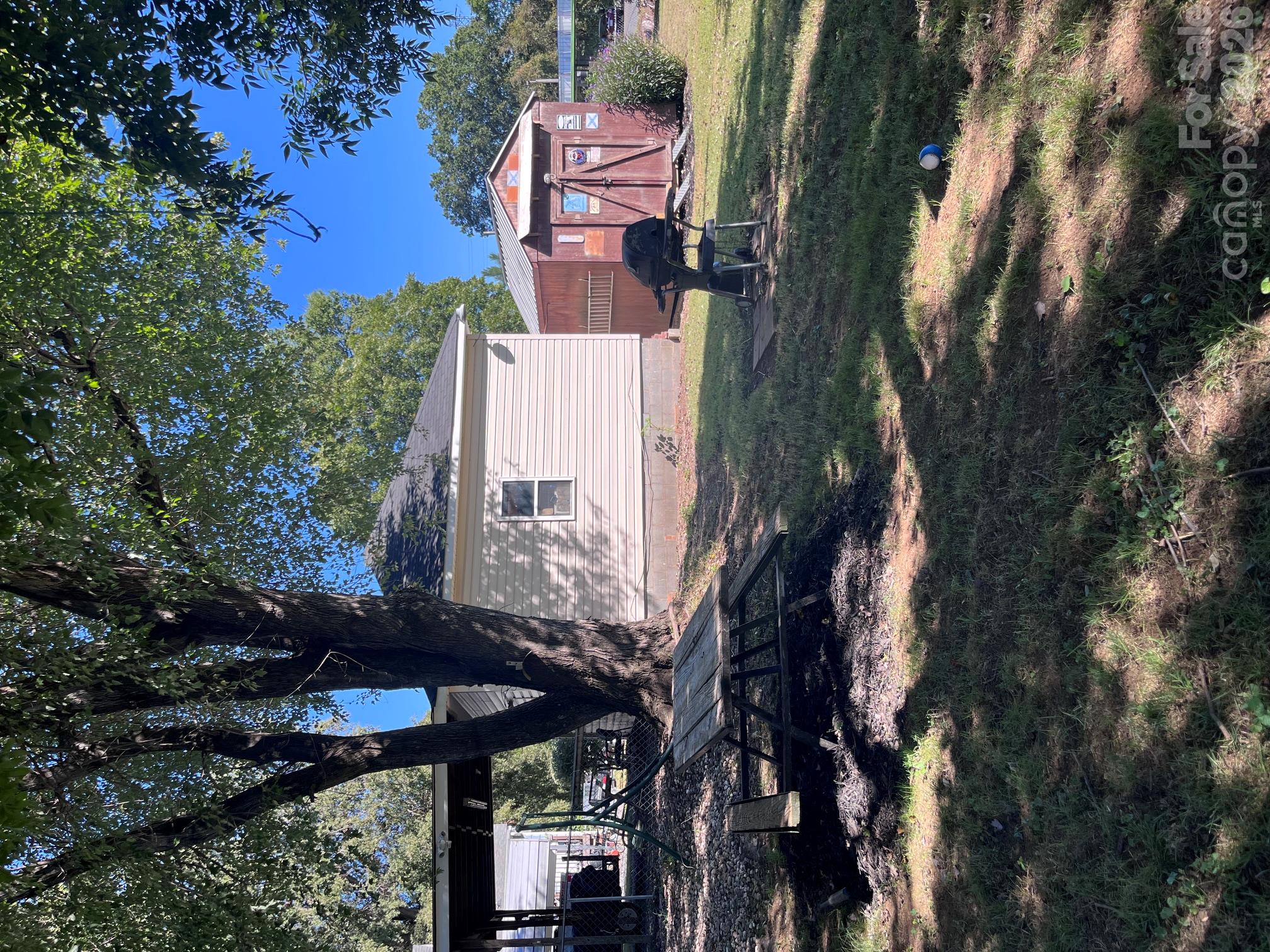 511 W Mason Street Property Photo 5