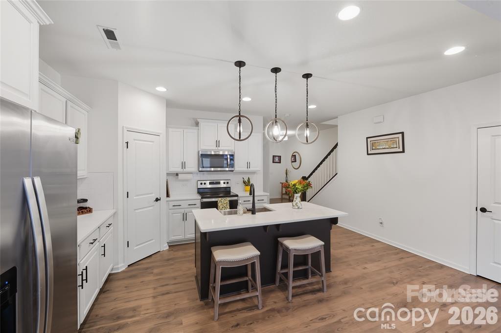 12024 Basking Drive Property Photo 4