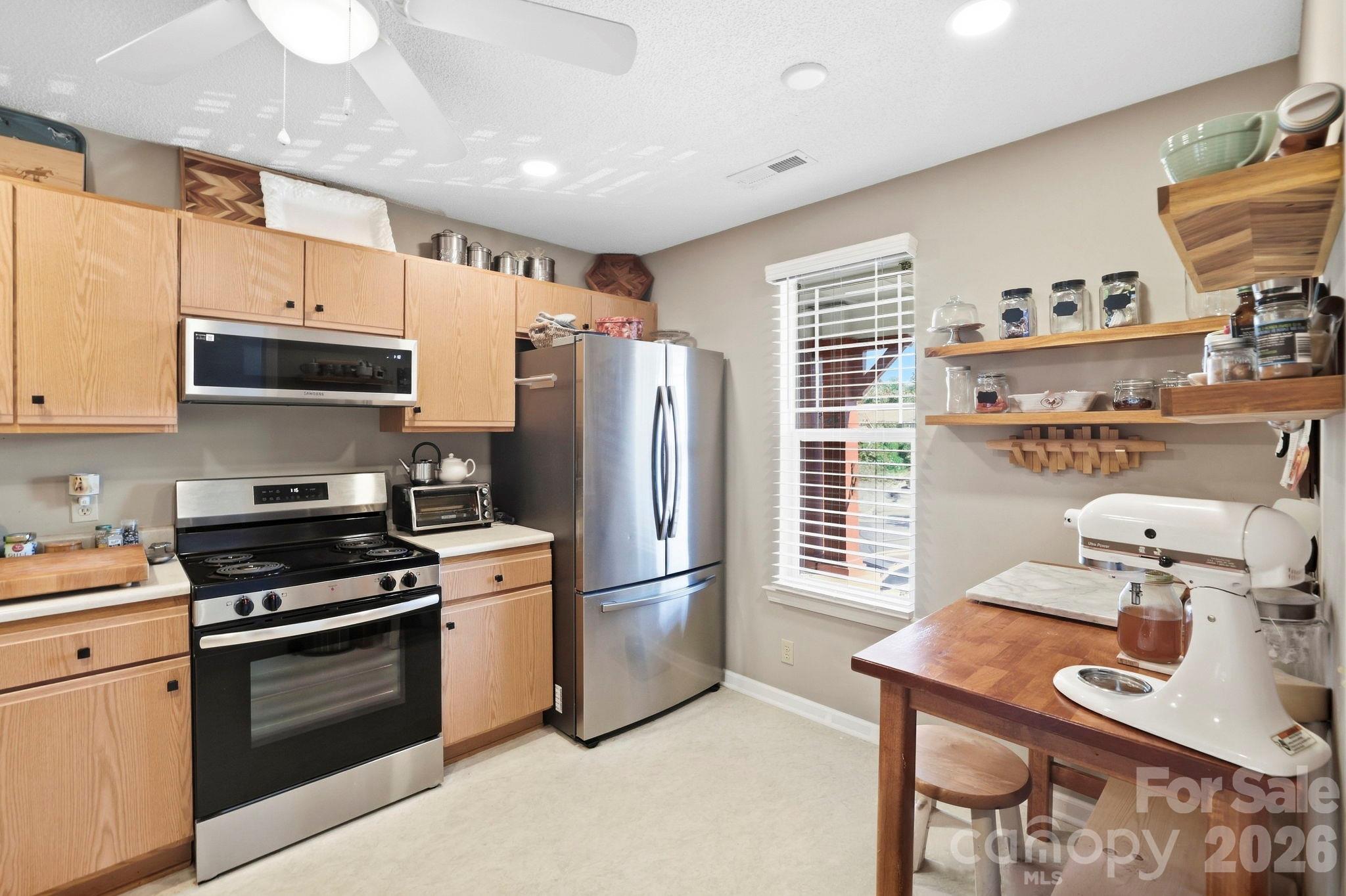 1406 Deermouse Way 475 Property Photo 5