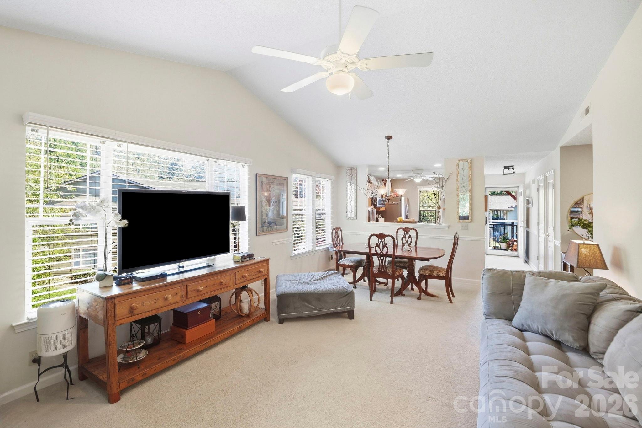 1406 Deermouse Way 475 Property Photo 13