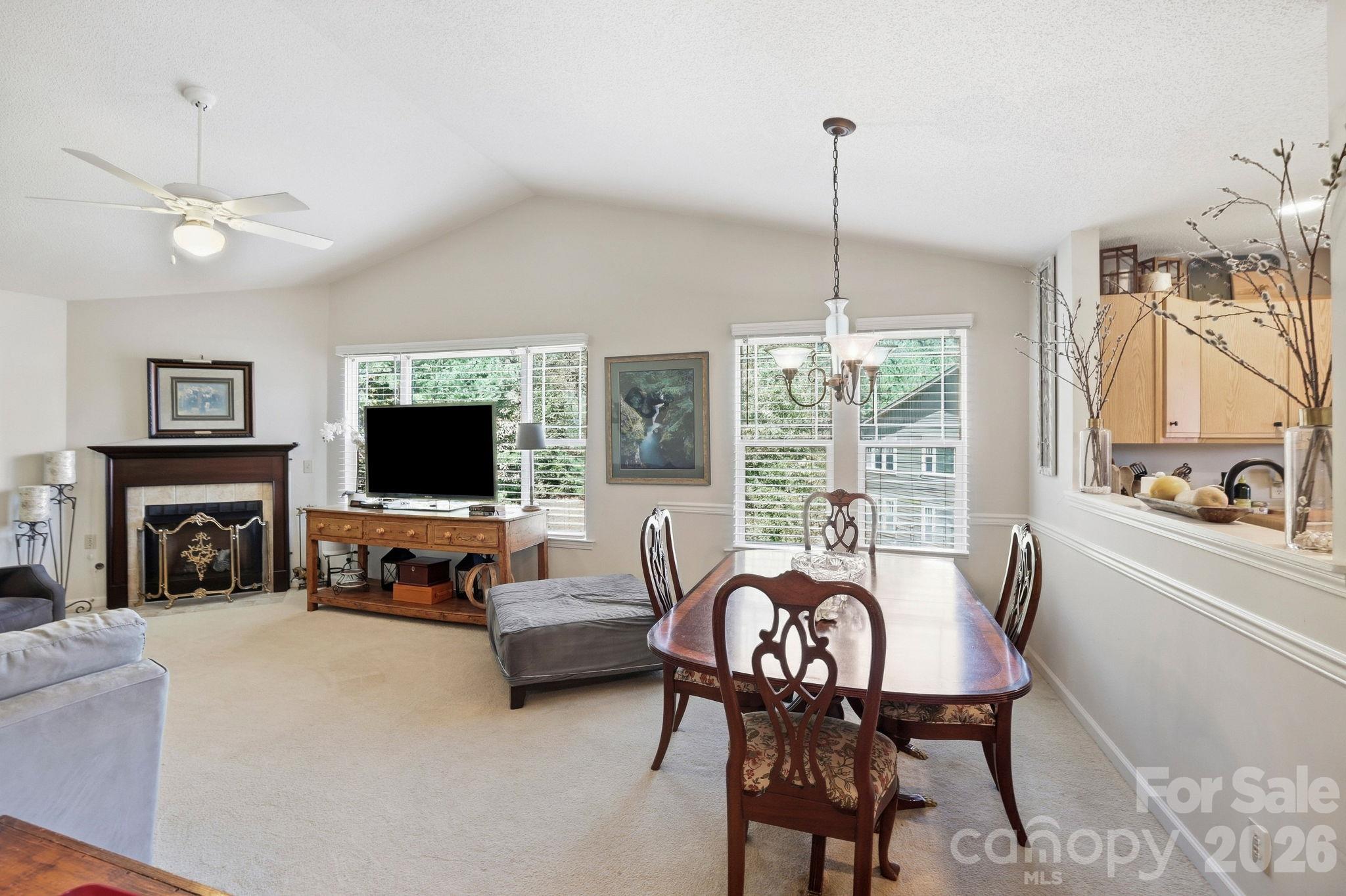 1406 Deermouse Way 475 Property Photo 15