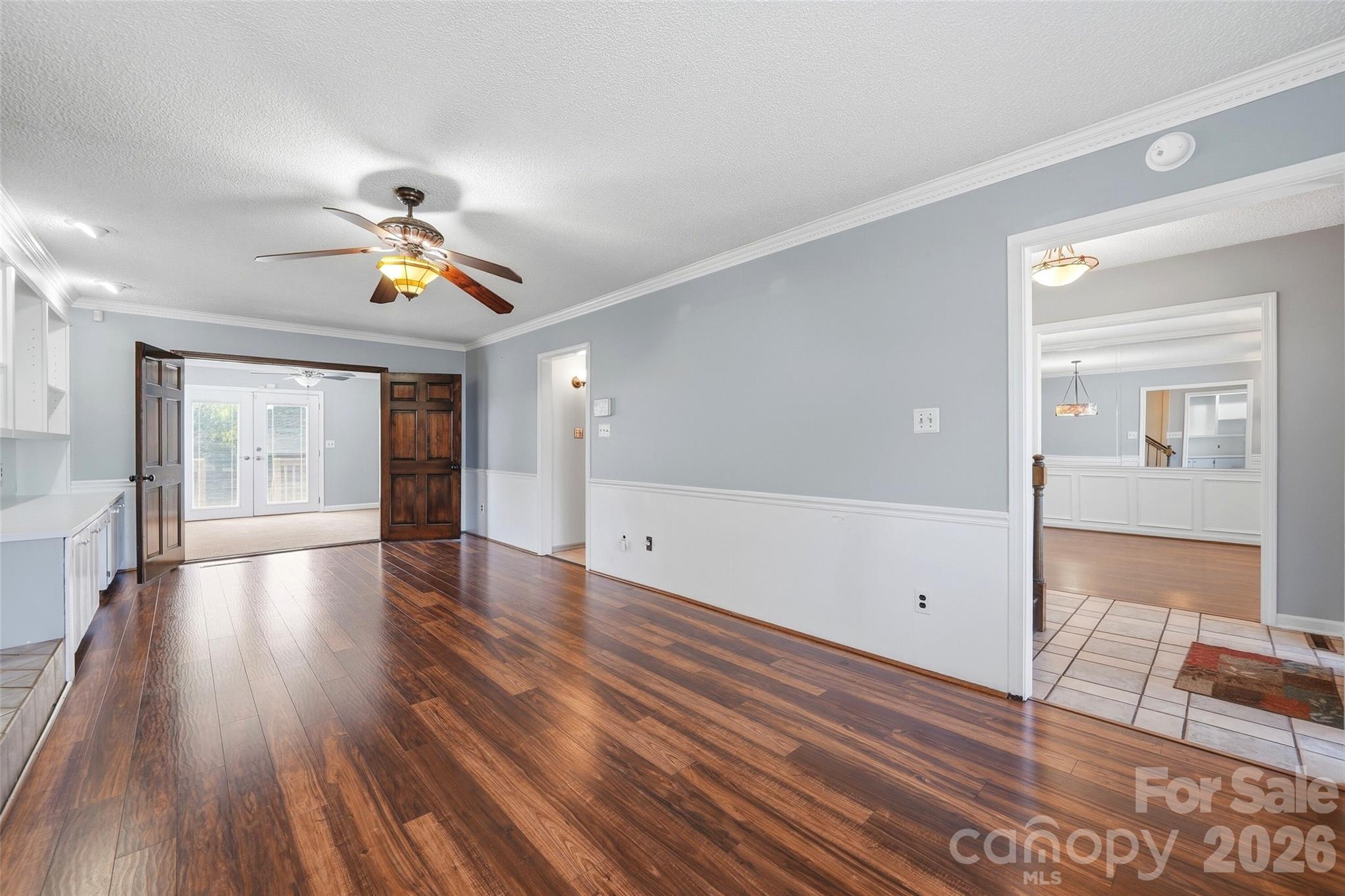 2351 Ellerbe Drive Property Photo 9