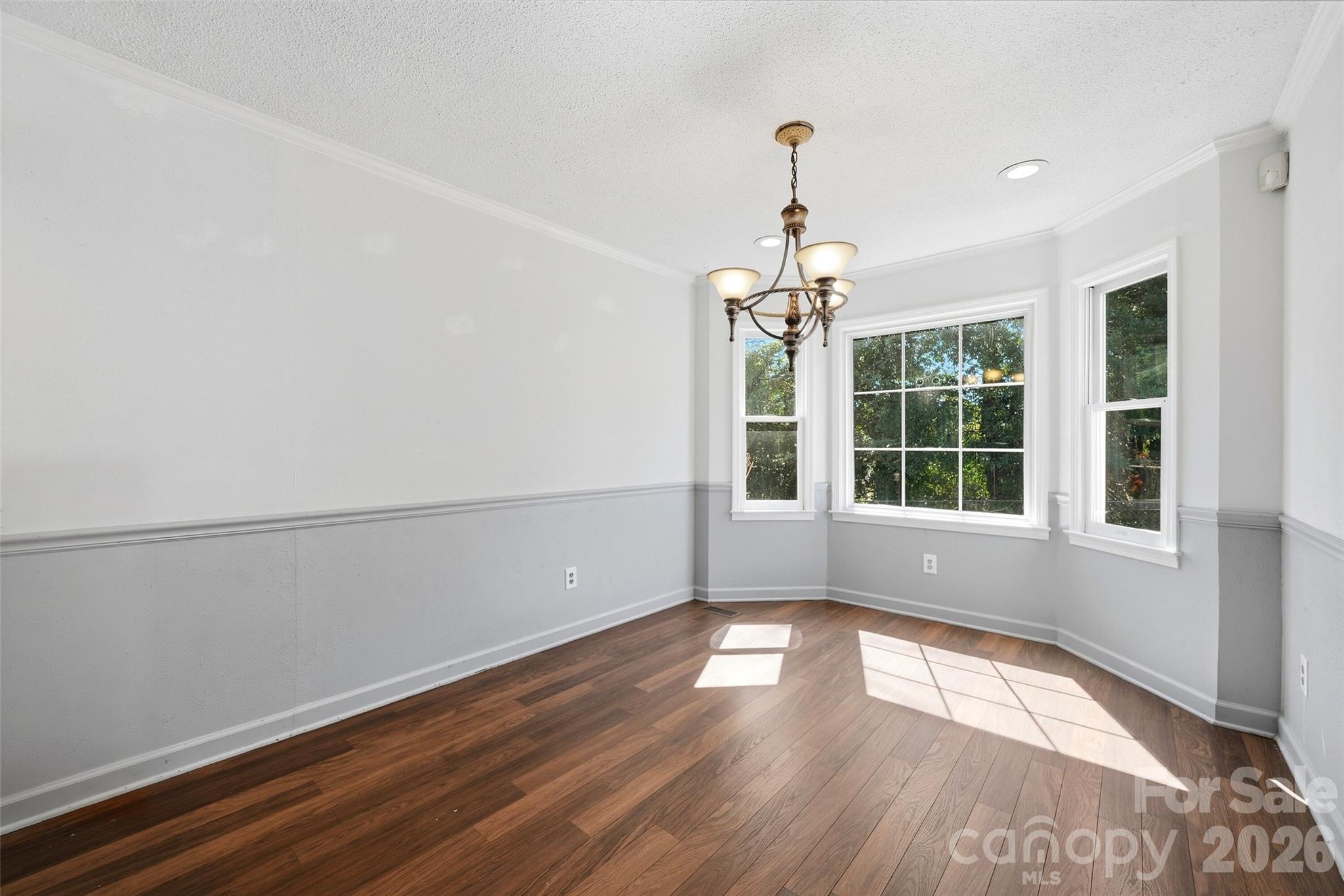 2351 Ellerbe Drive Property Photo 12