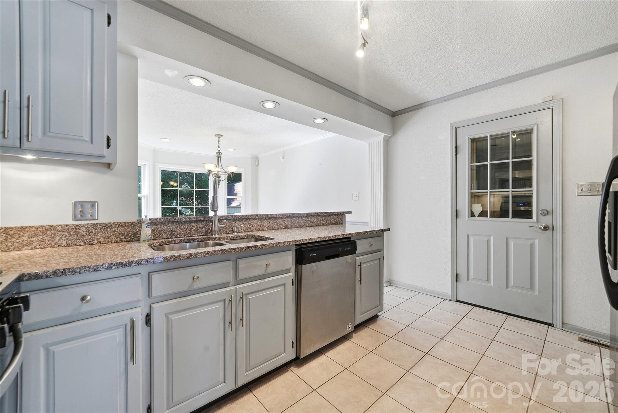 2351 Ellerbe Drive Property Photo 14