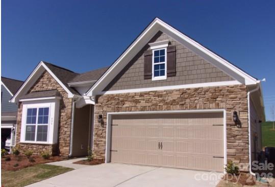 406 Secretariat Drive Property Photo 1