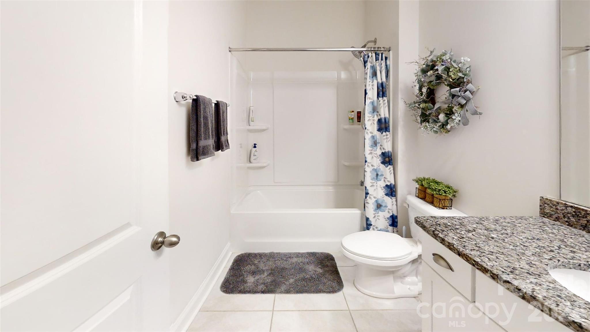406 Secretariat Drive Property Photo 17
