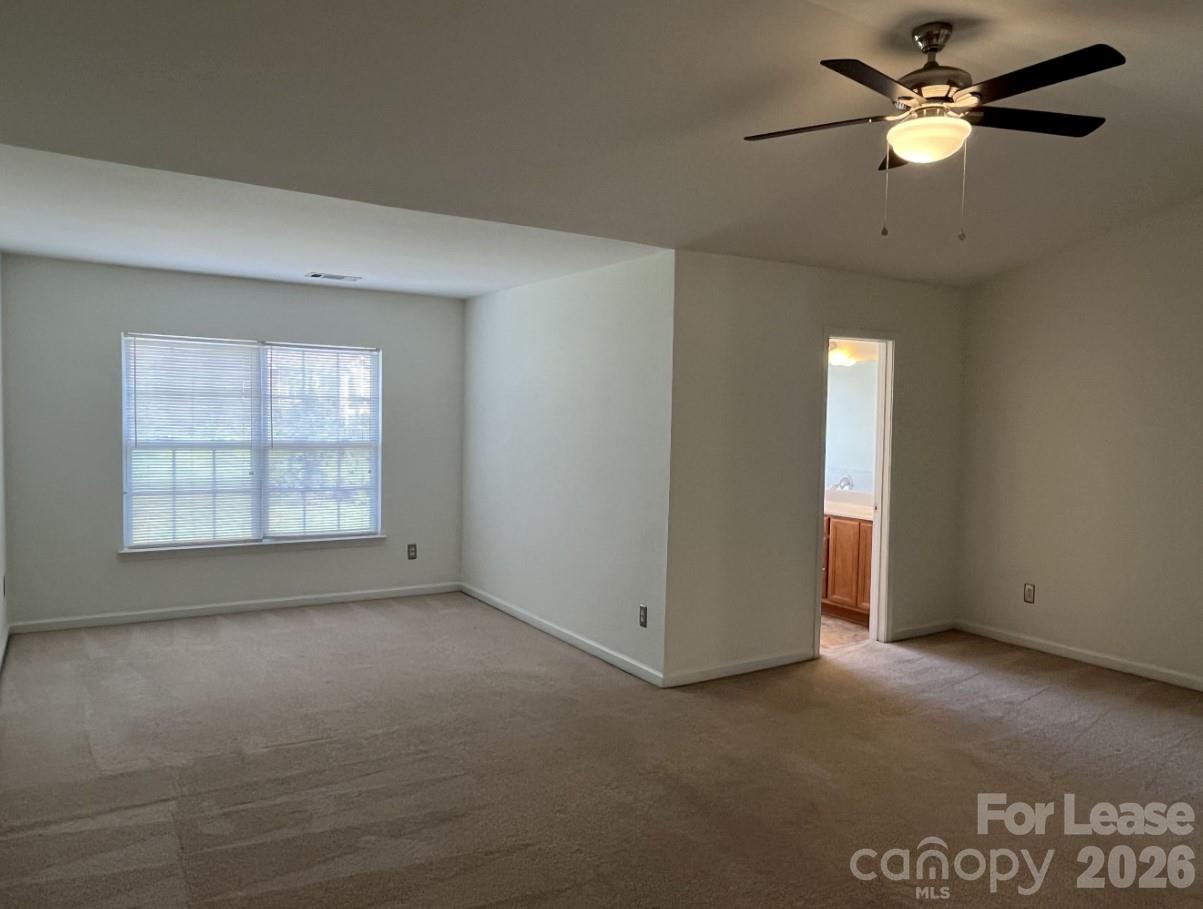 9956 Kings Parade Boulevard Property Photo 22