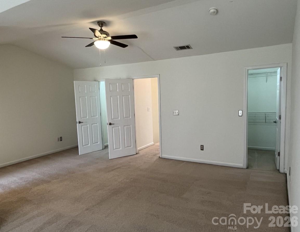 9956 Kings Parade Boulevard Property Photo 23