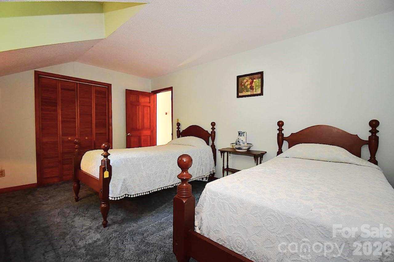 586 Justice Ridge Road Property Photo 18