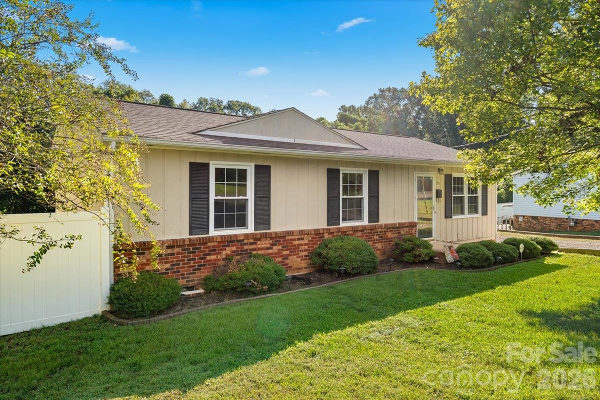101 Cedar Lane Property Photo 1