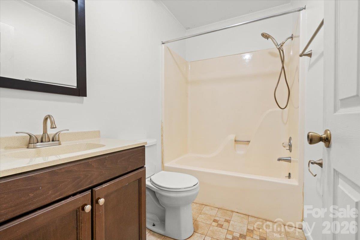 101 Cedar Lane Property Photo 10