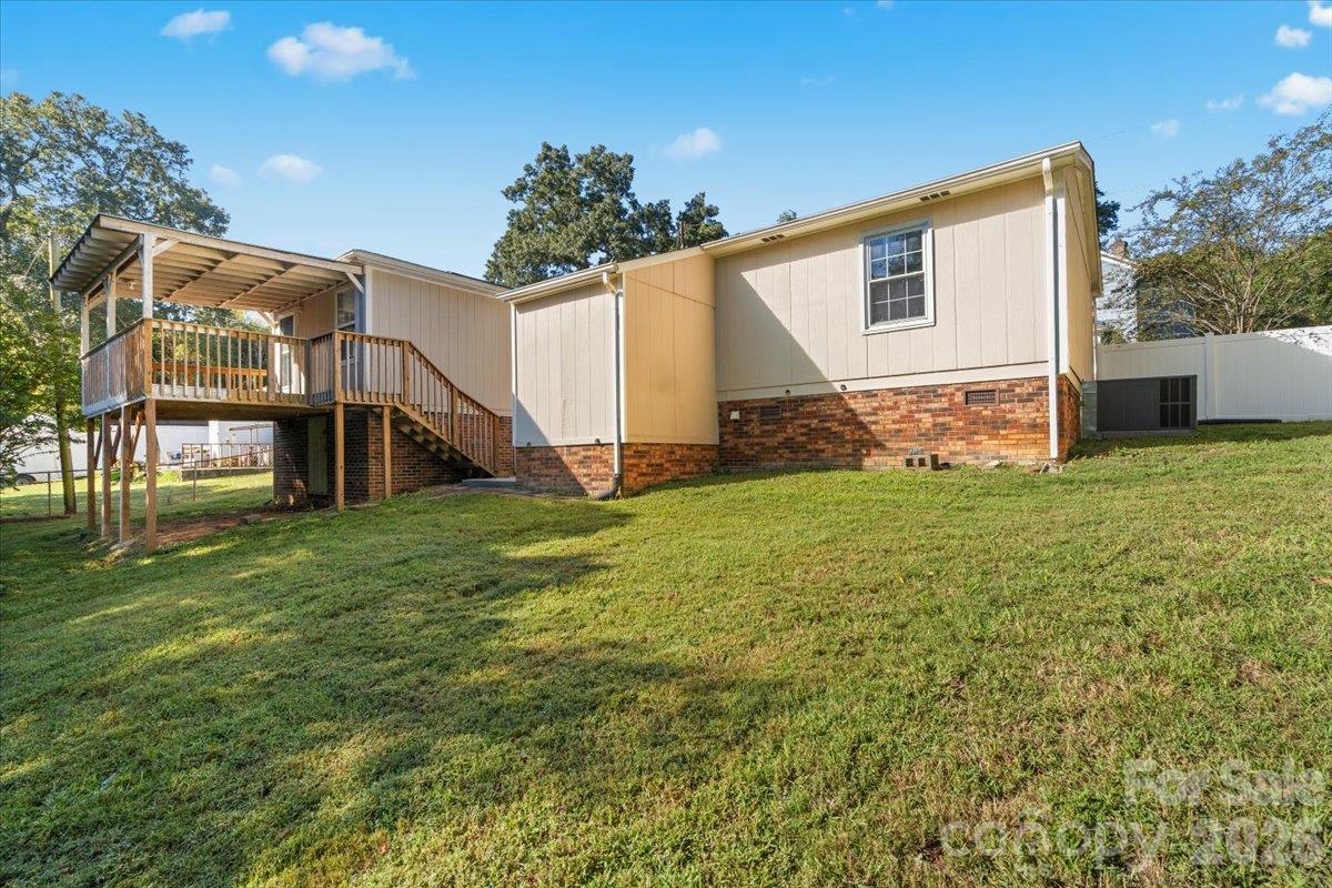 101 Cedar Lane Property Photo 21