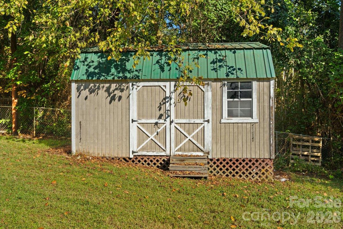 101 Cedar Lane Property Photo 24