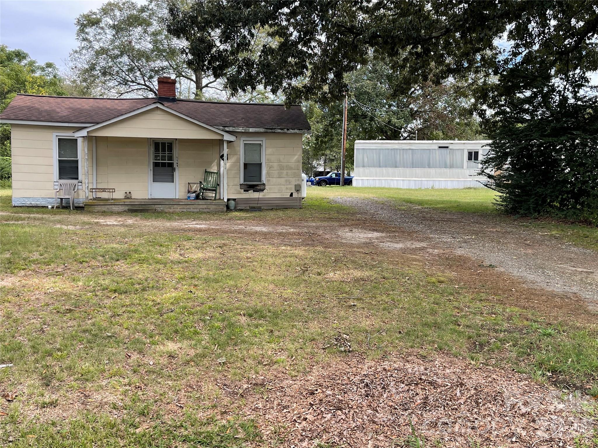 1161 Triplett Road Property Photo 1
