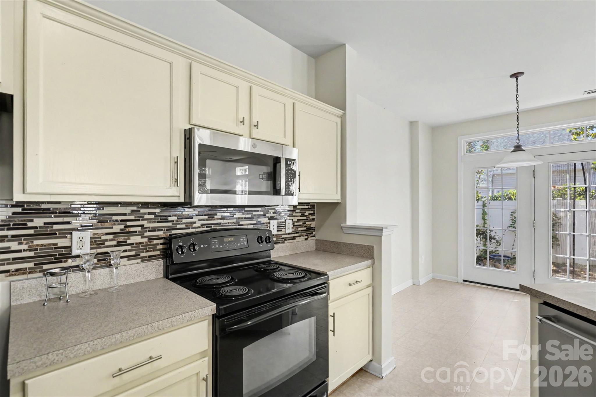 176 Snead Road 171 Property Photo 16