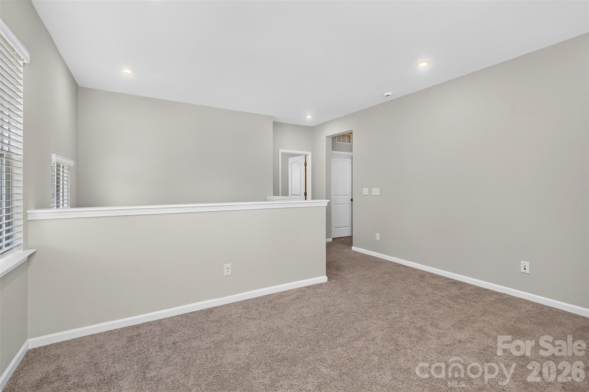5002 Kinsbridge Drive Property Photo 15