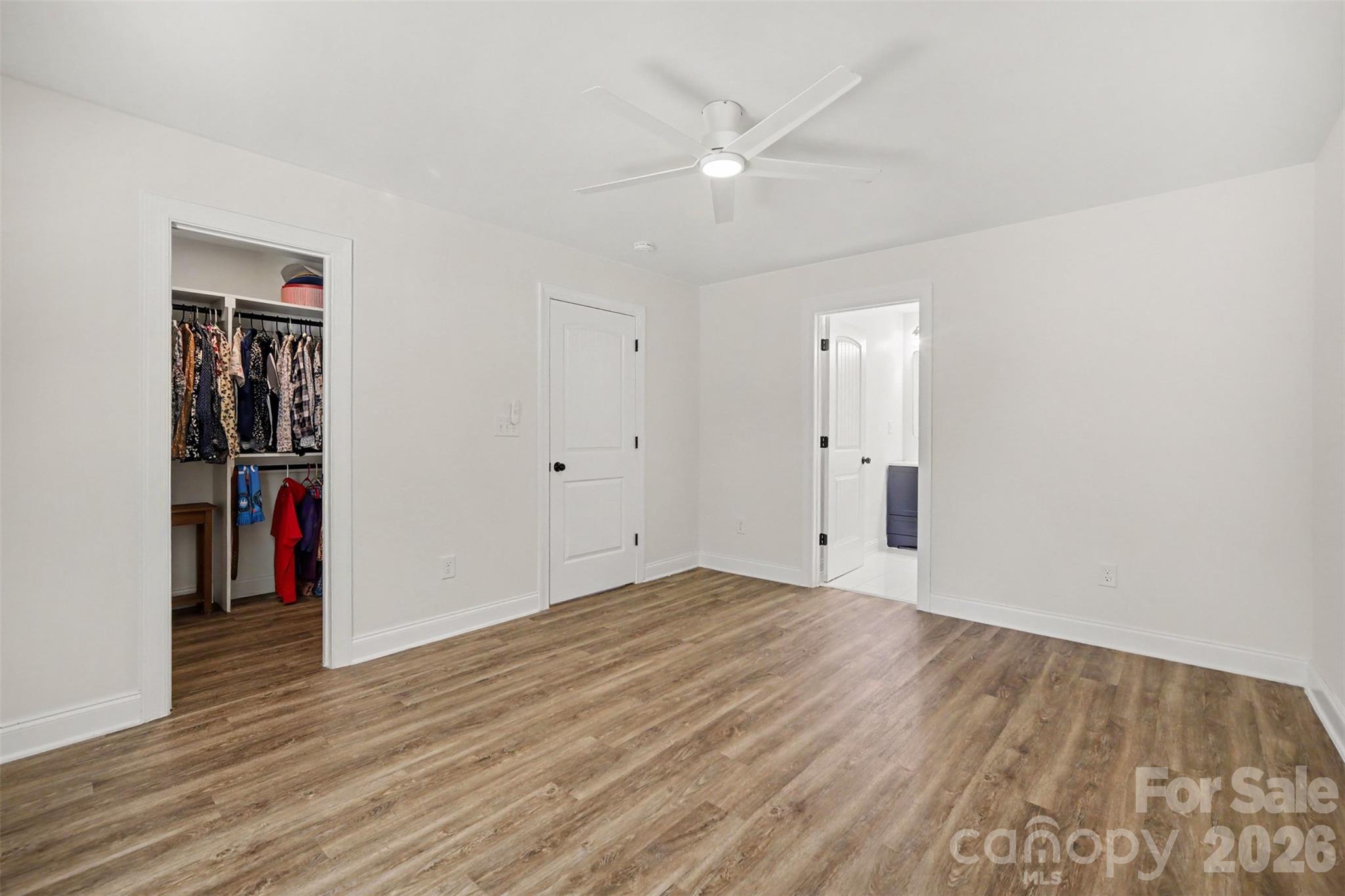 2361 Myrtle Avenue Property Photo 10