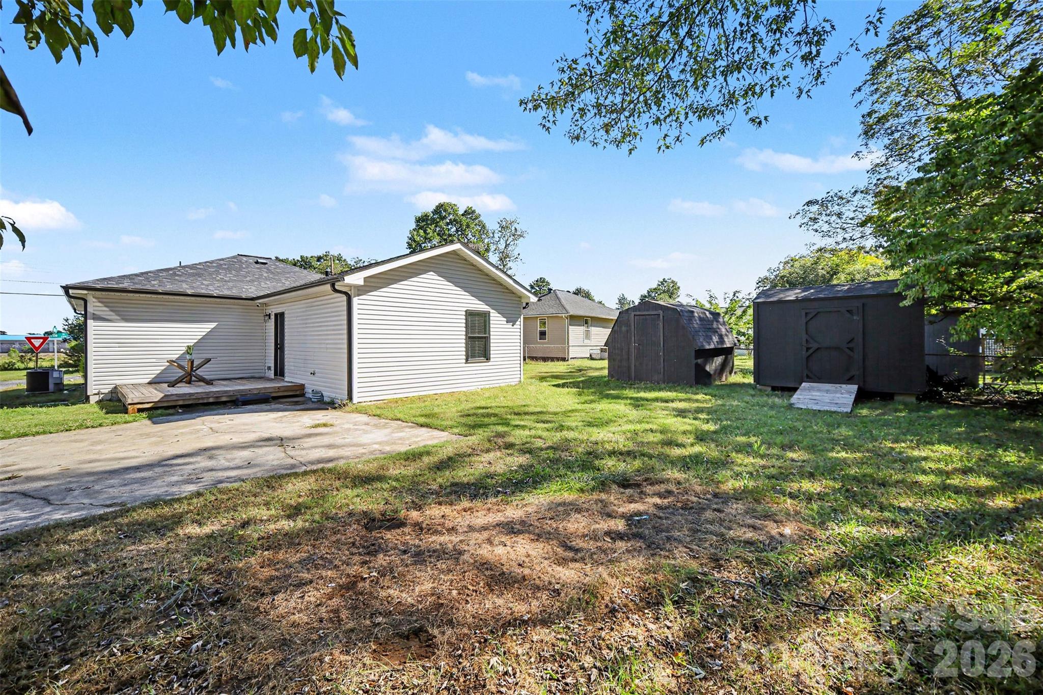 2361 Myrtle Avenue Property Photo 19
