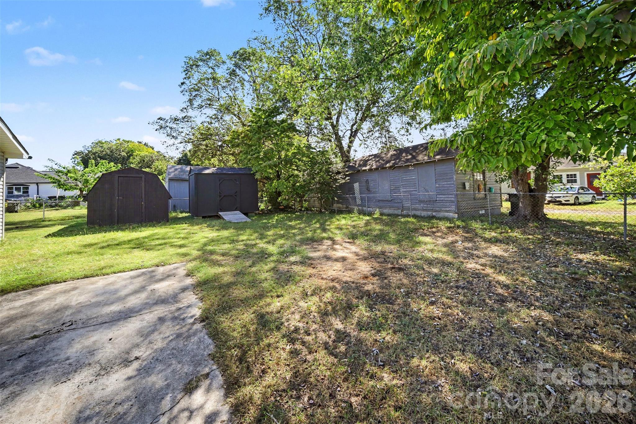 2361 Myrtle Avenue Property Photo 20
