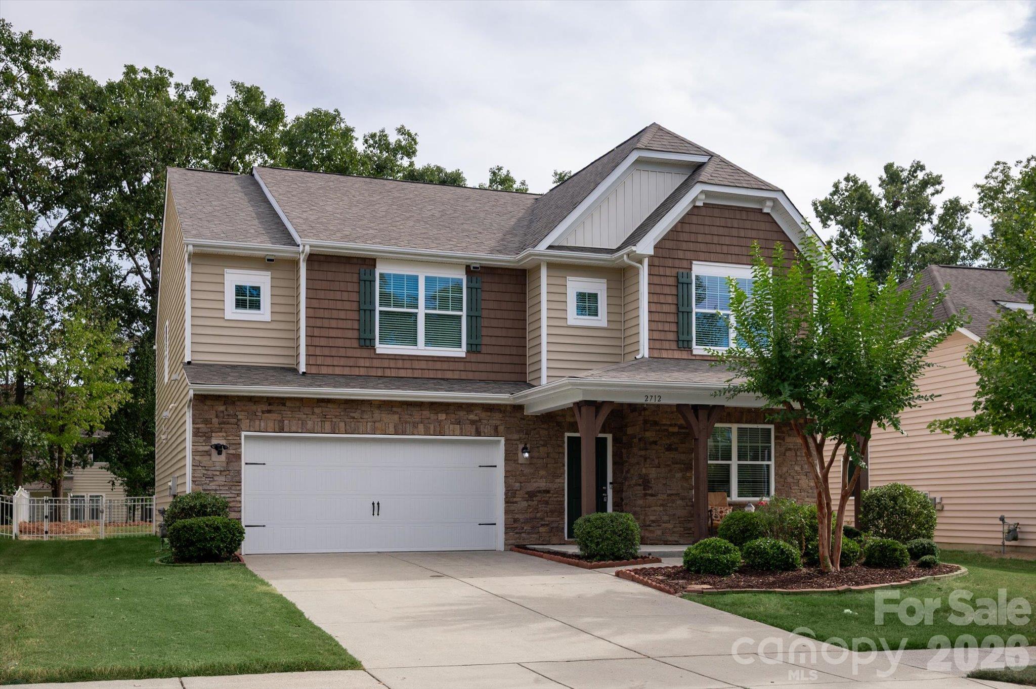 2712 Lawson Drive Property Photo 1