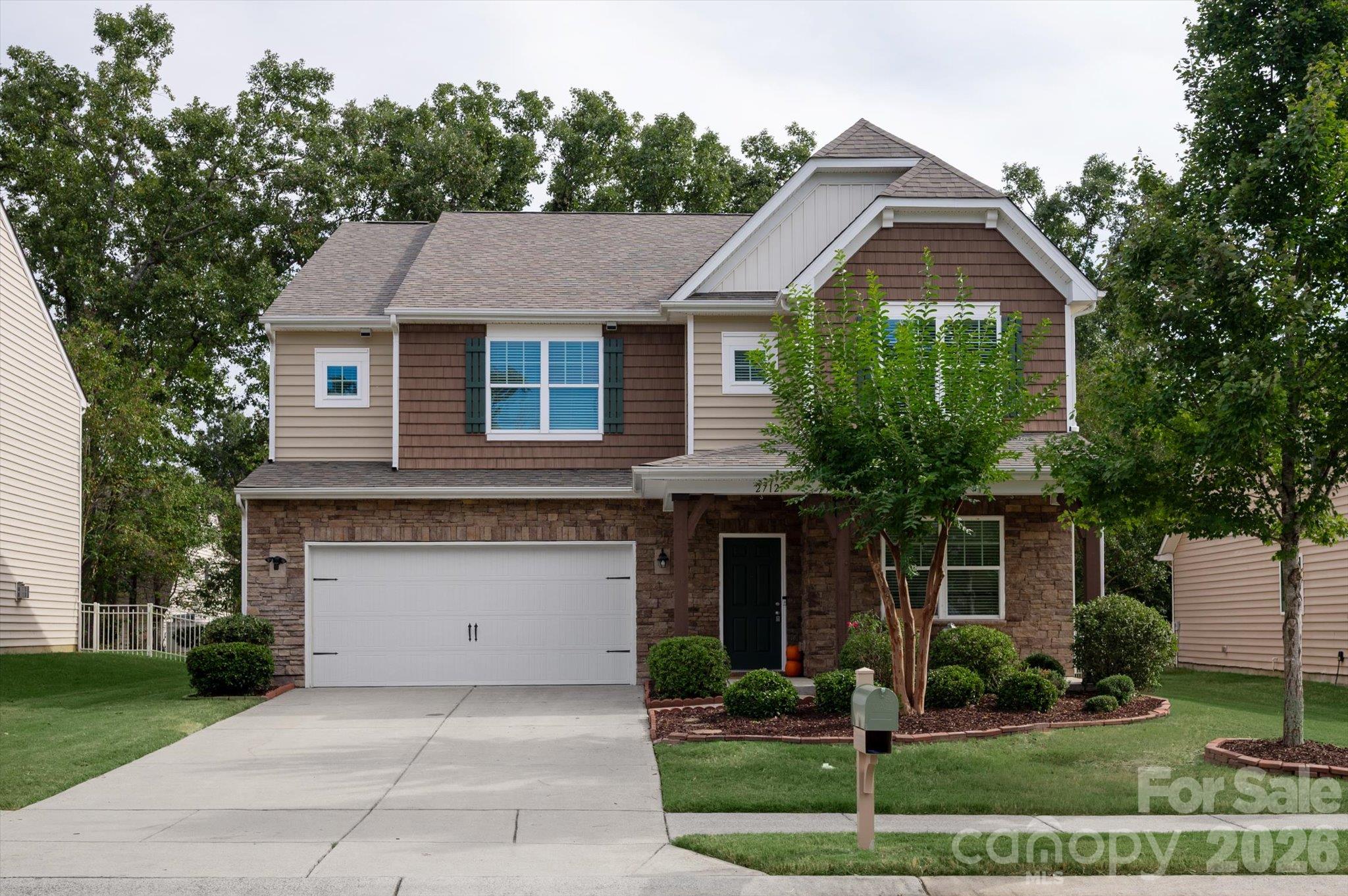2712 Lawson Drive Property Photo 1