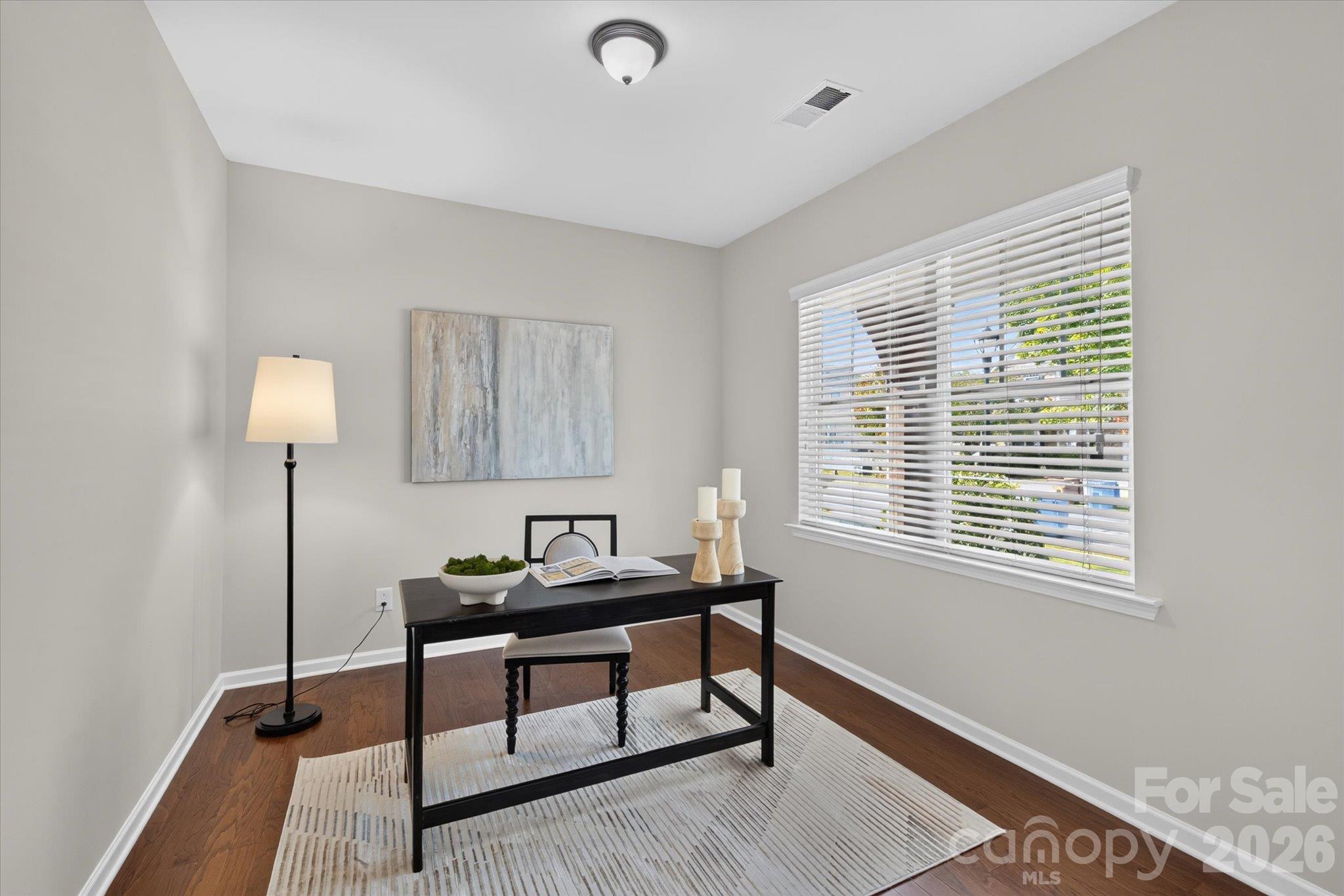 2712 Lawson Drive Property Photo 6