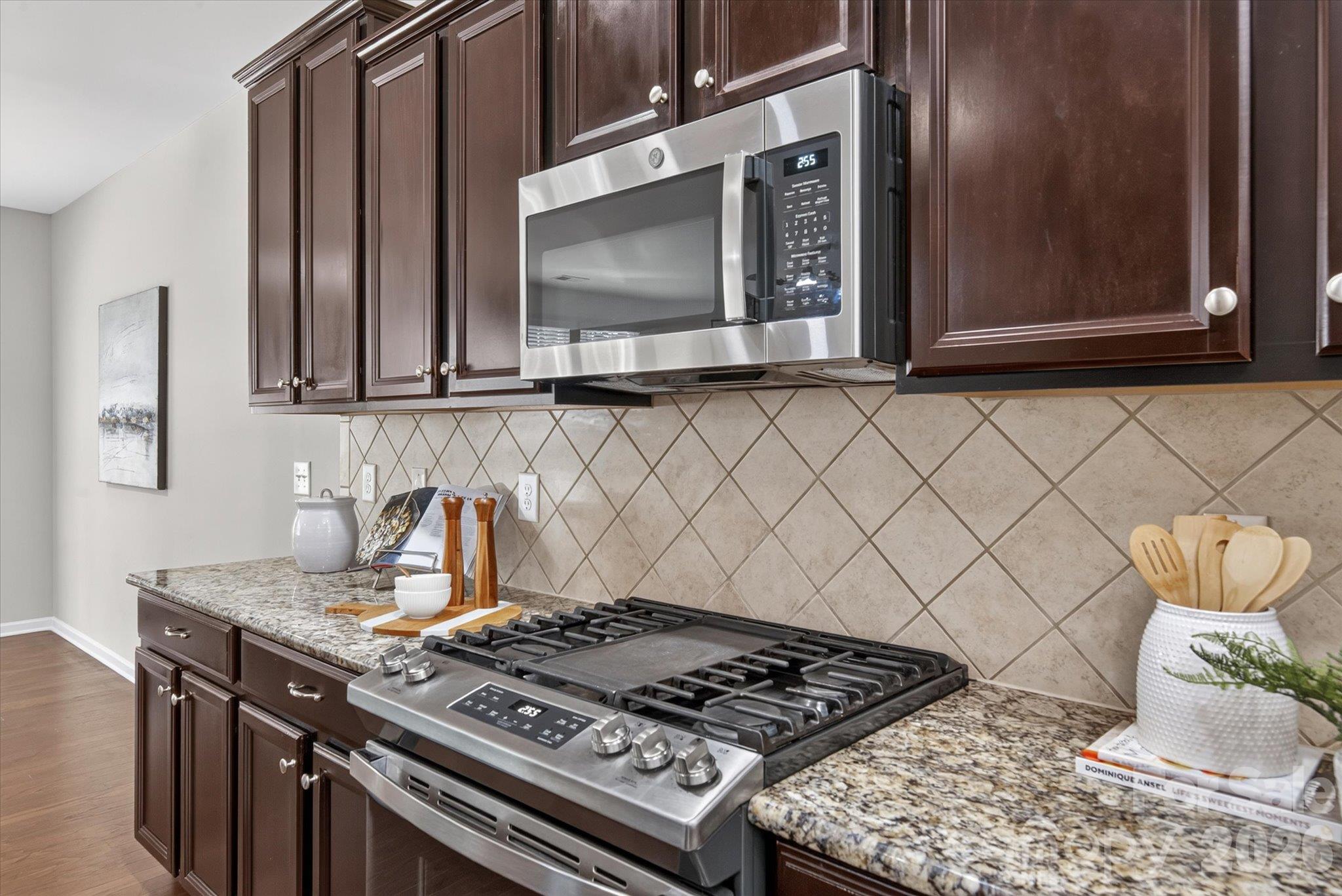 2712 Lawson Drive Property Photo 10