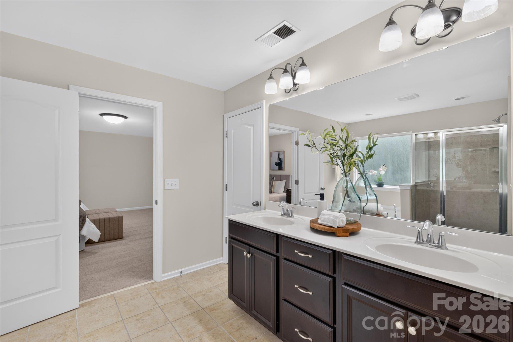 2712 Lawson Drive Property Photo 25