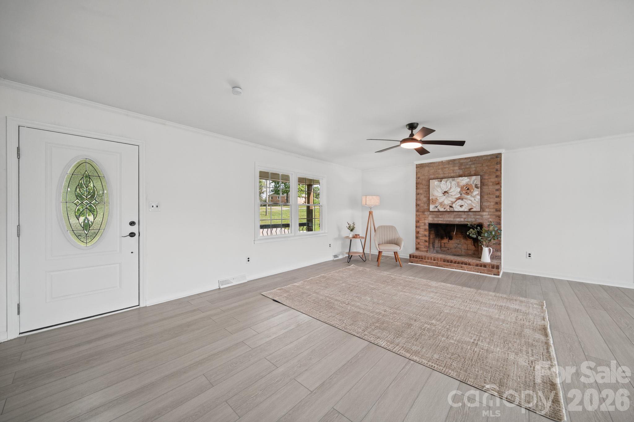 109 Colonial Drive Property Photo 5