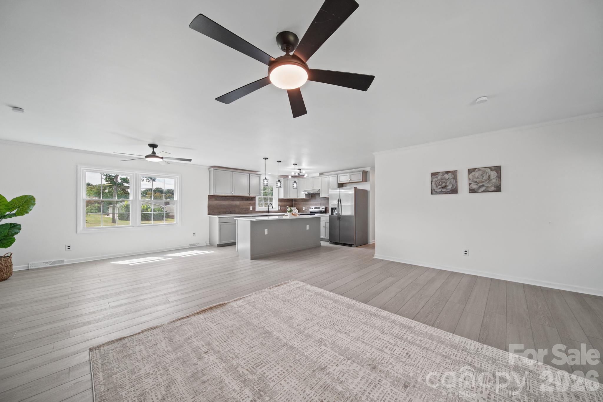 109 Colonial Drive Property Photo 6