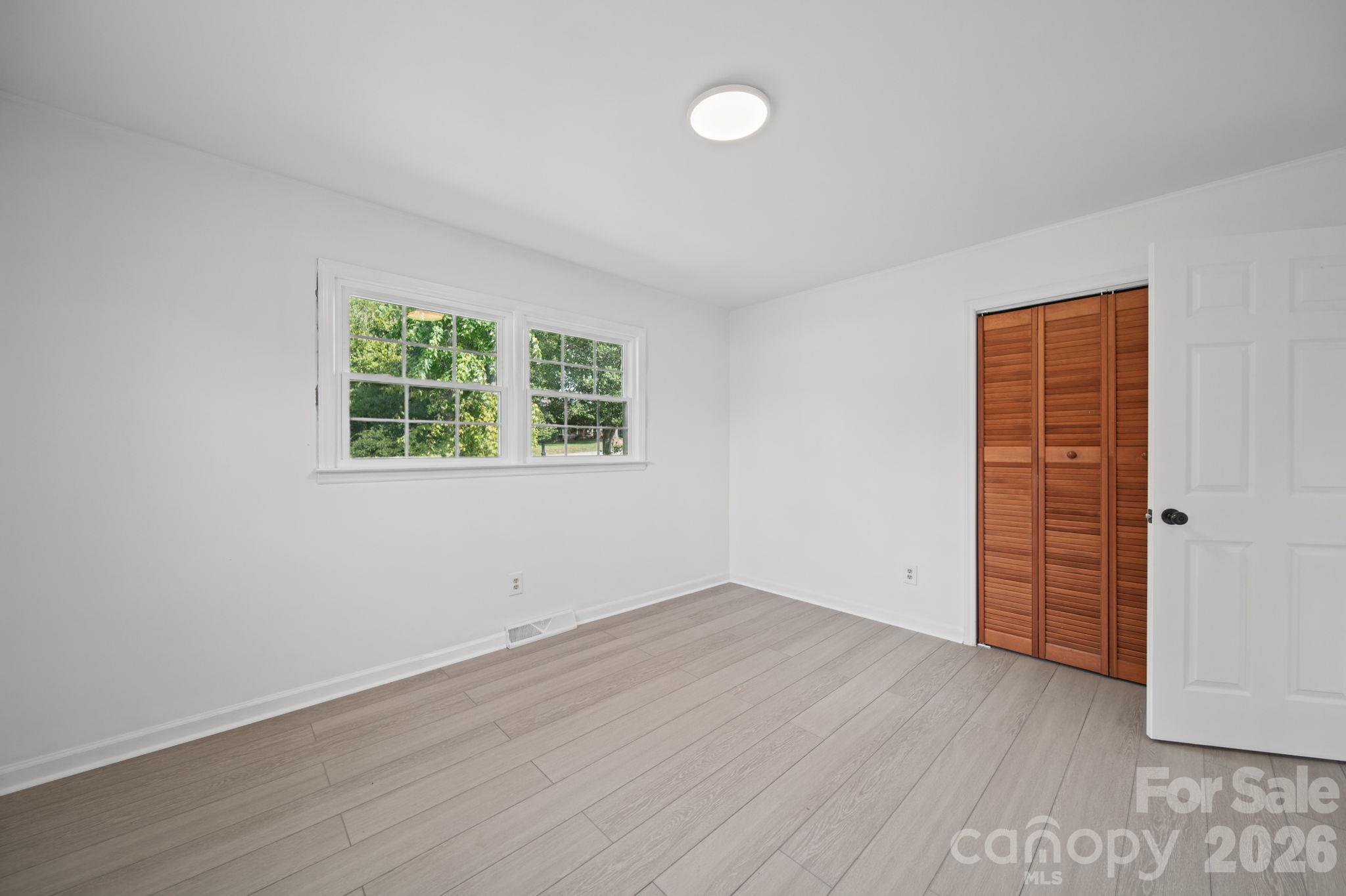 109 Colonial Drive Property Photo 13