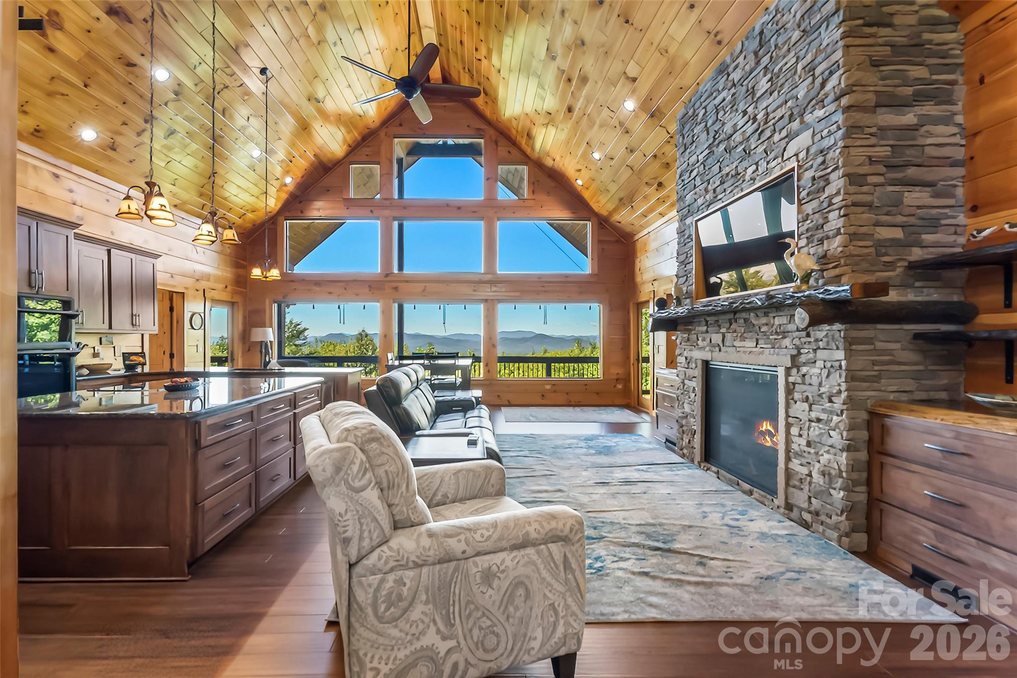 1853 Grandview Peaks Drive Property Photo 9