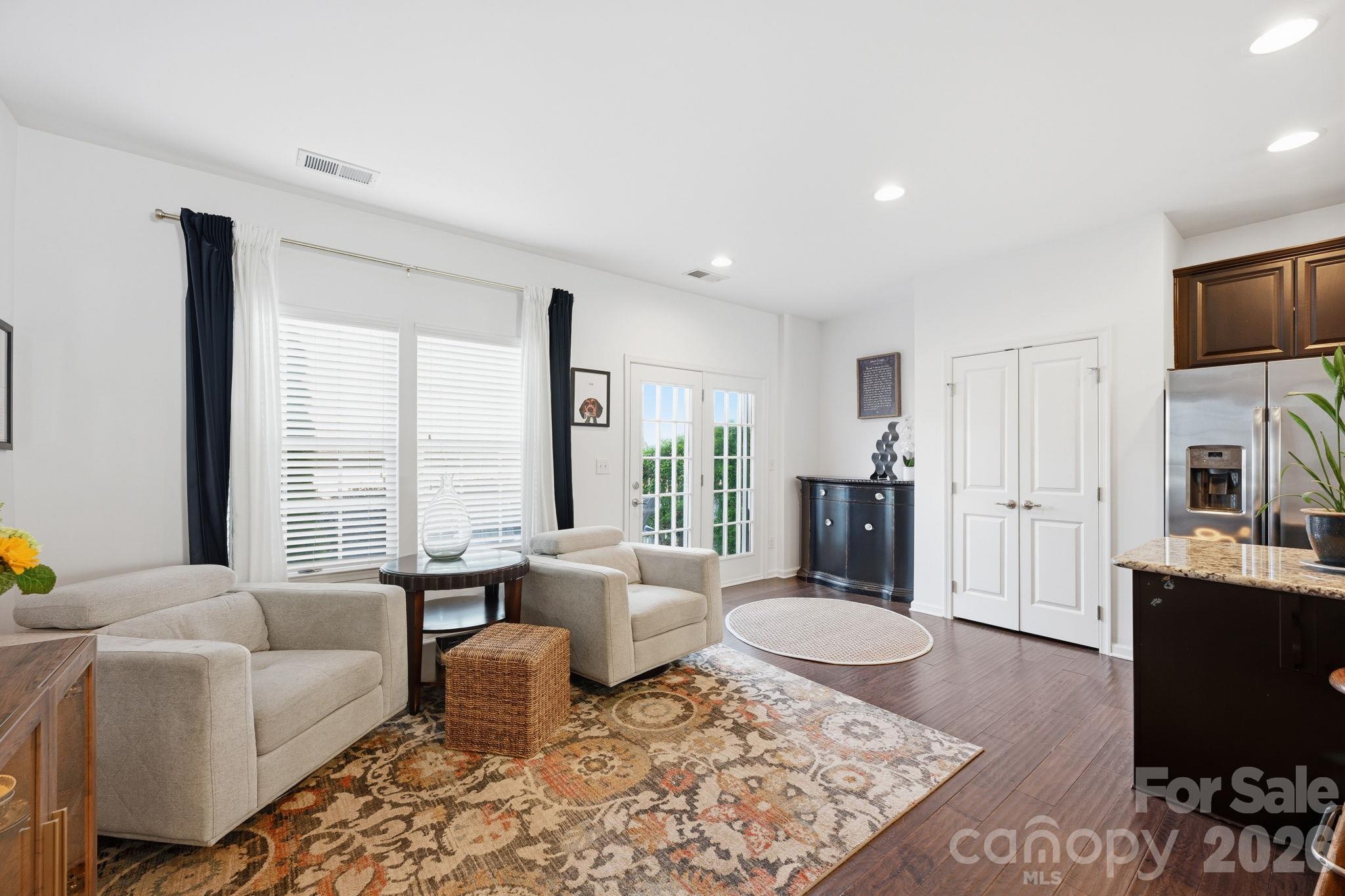 1353 Jacemans Way Property Photo 35