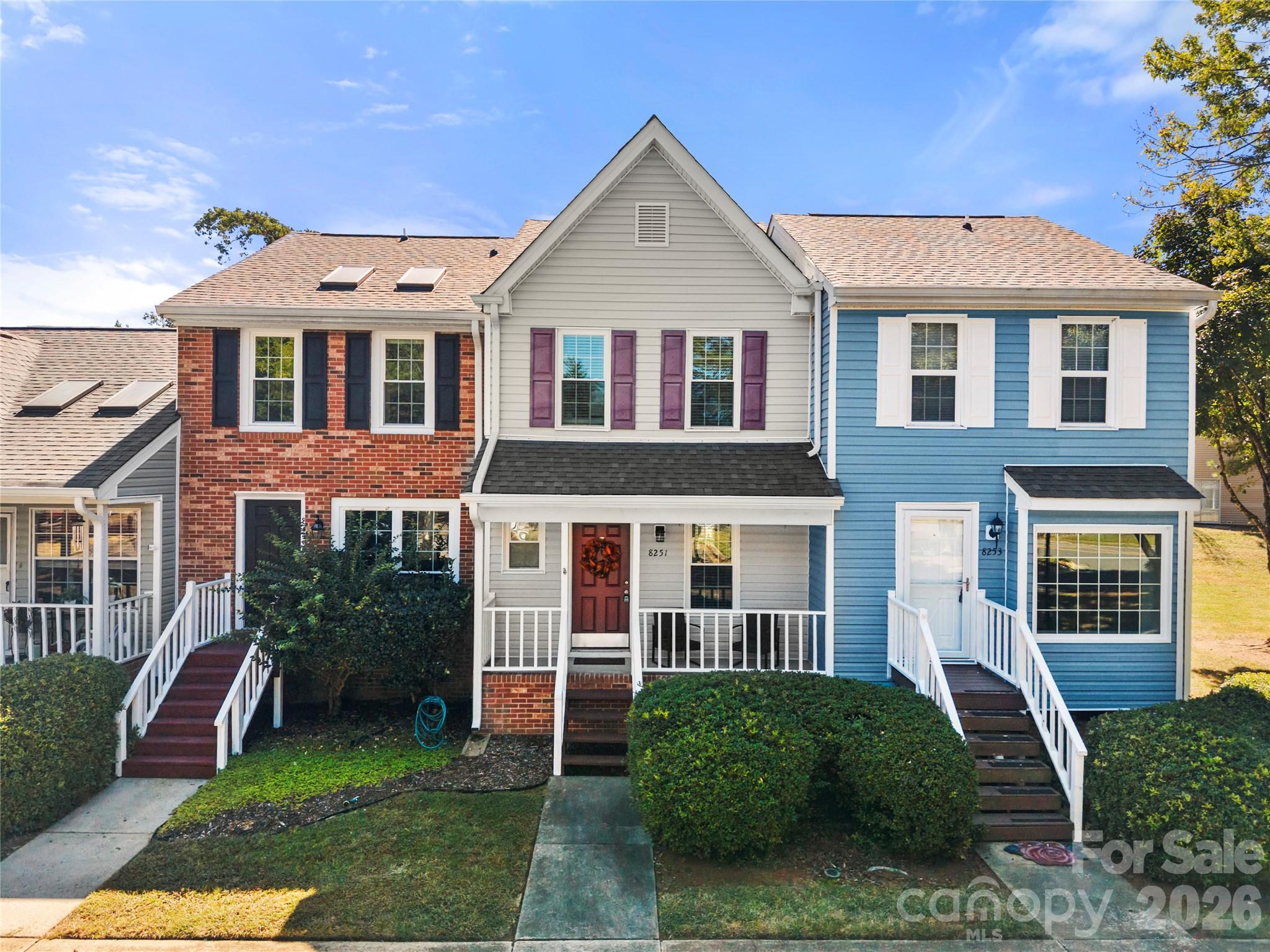 8251 Circle Tree Lane Property Photo 1