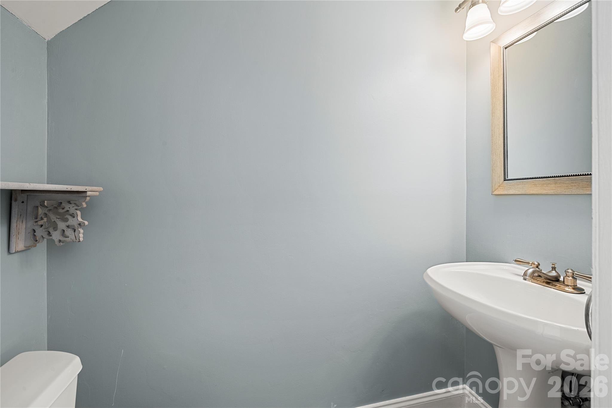 8251 Circle Tree Lane Property Photo 7