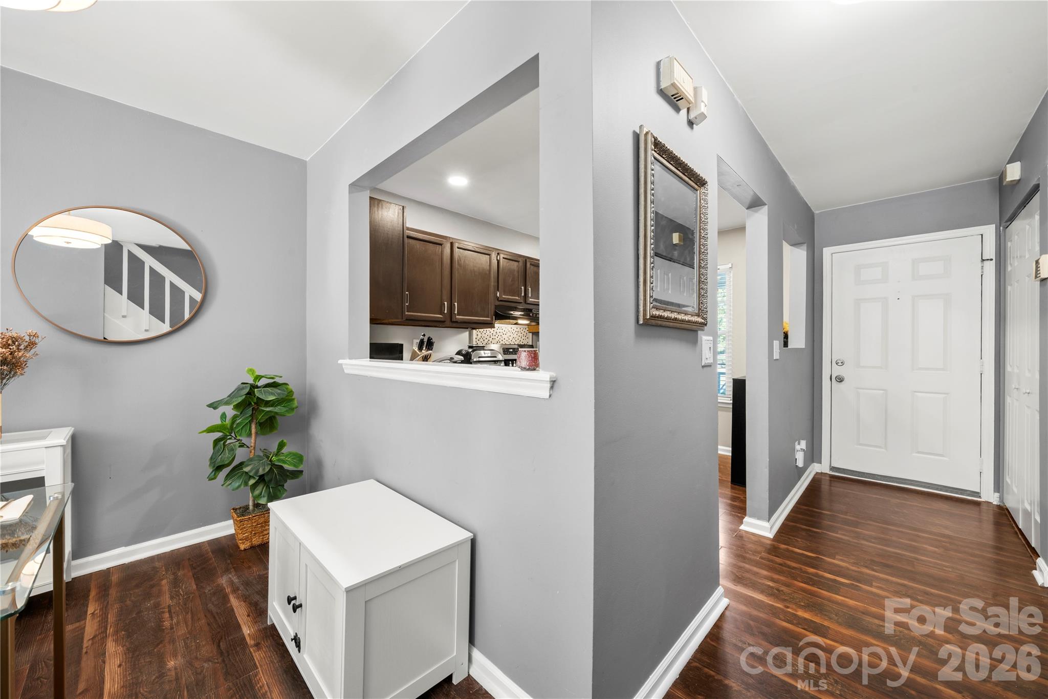 8251 Circle Tree Lane Property Photo 13