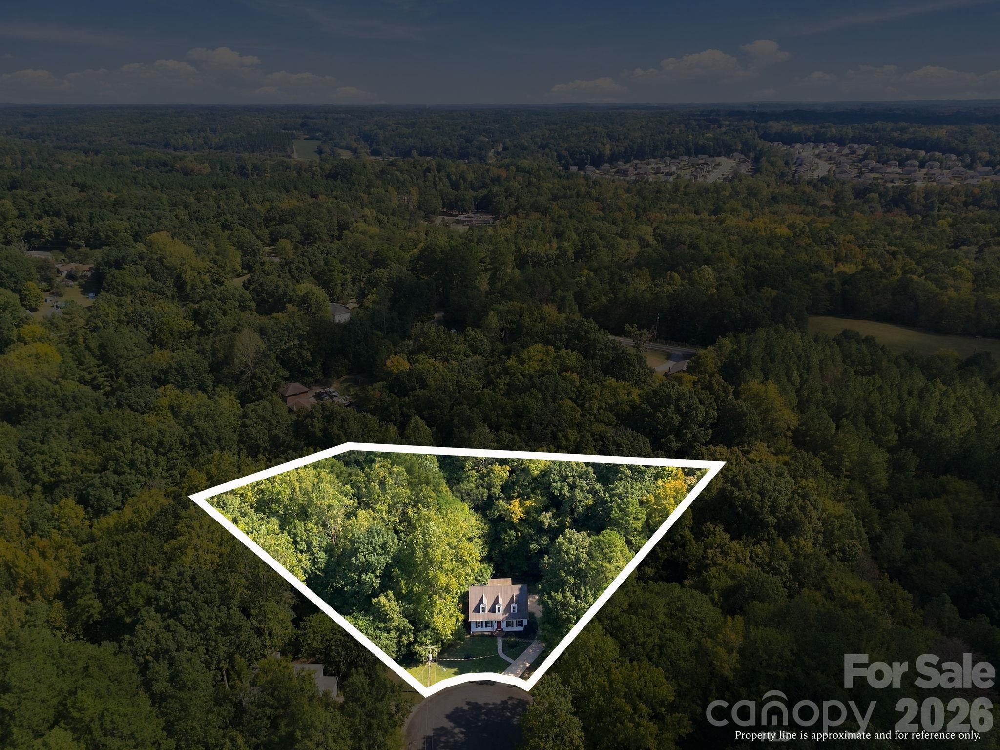 205 Colonial Avenue Property Photo 3