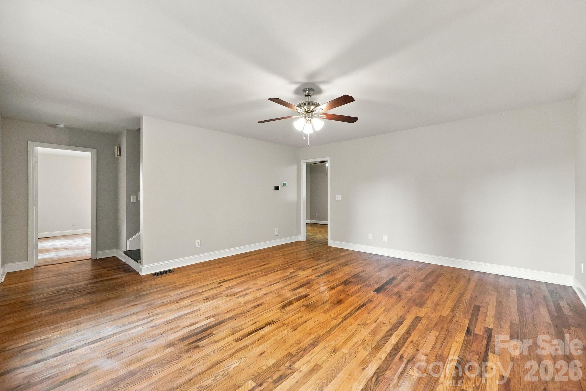 205 Colonial Avenue Property Photo 7