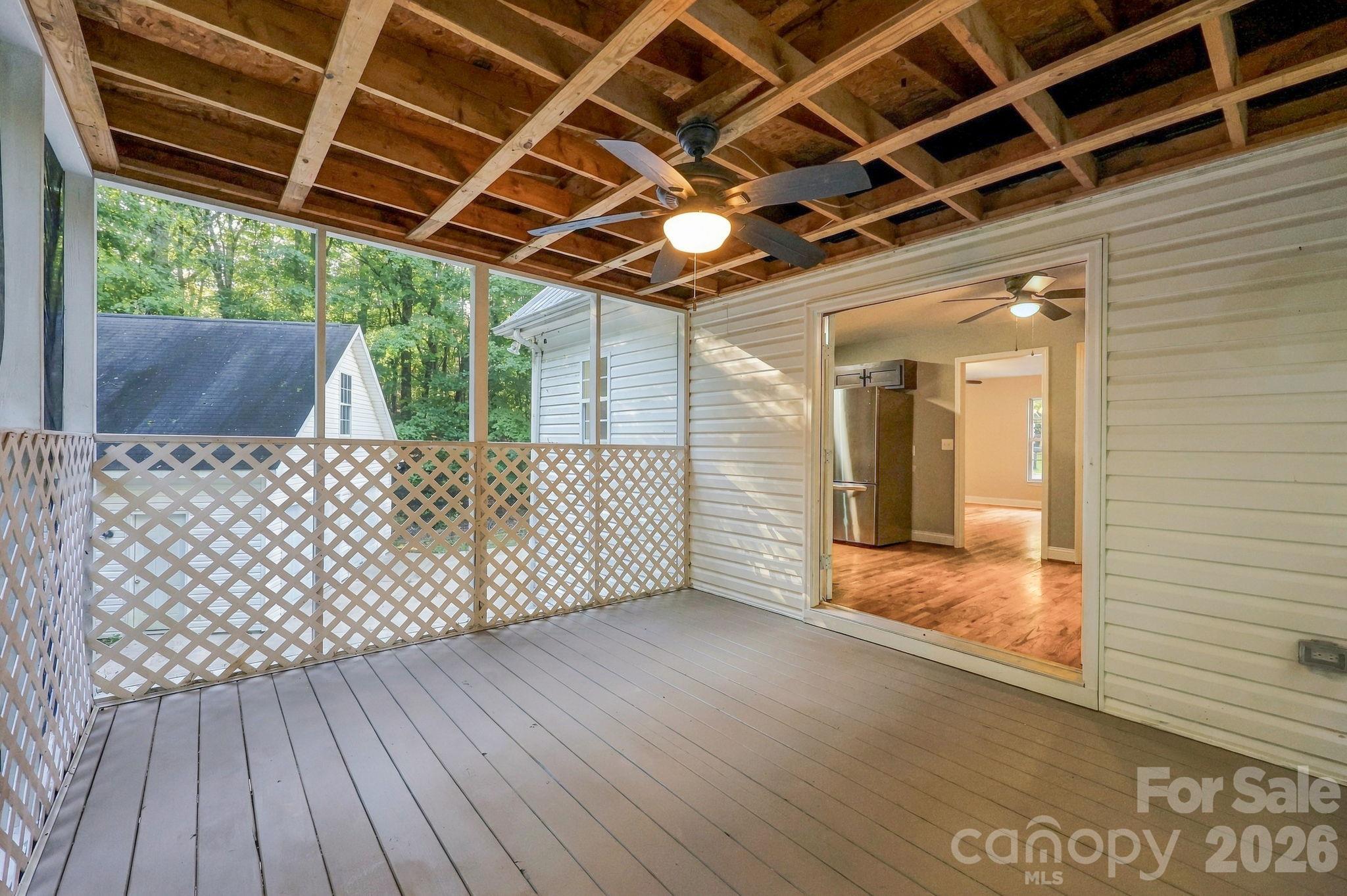 205 Colonial Avenue Property Photo 30