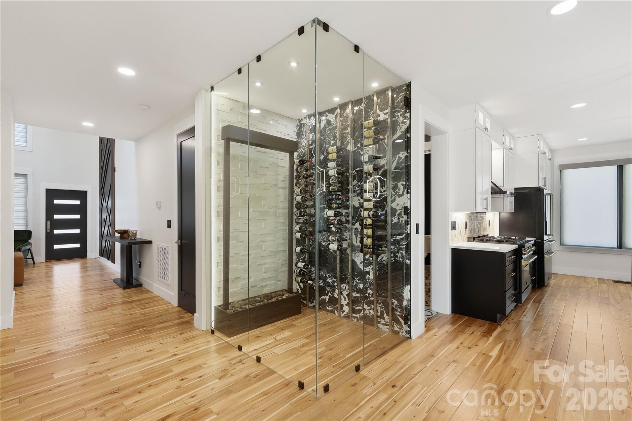 1109 Leigh Avenue Property Photo 3