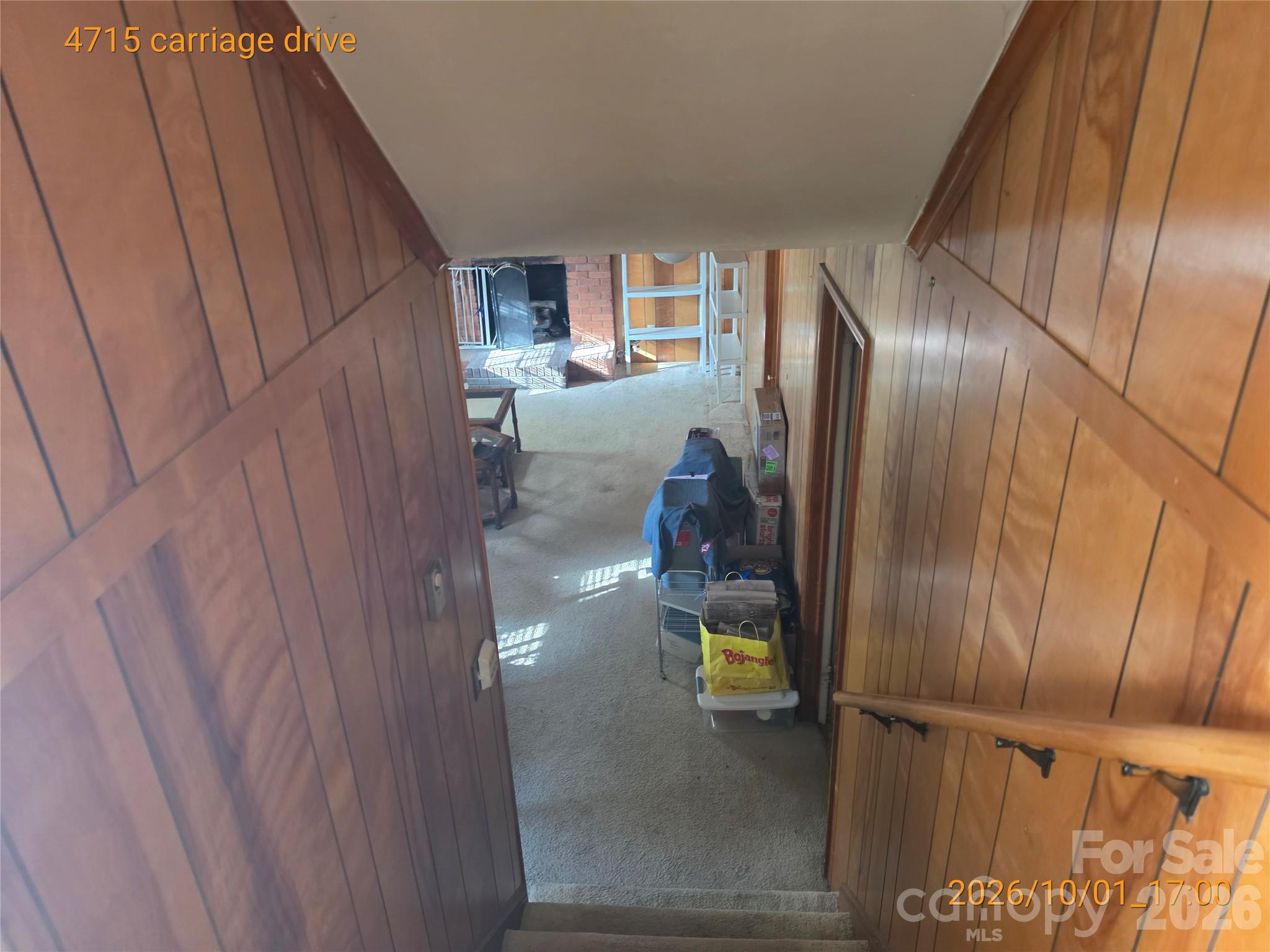 4715 Carriage Drive Circle Property Photo 16