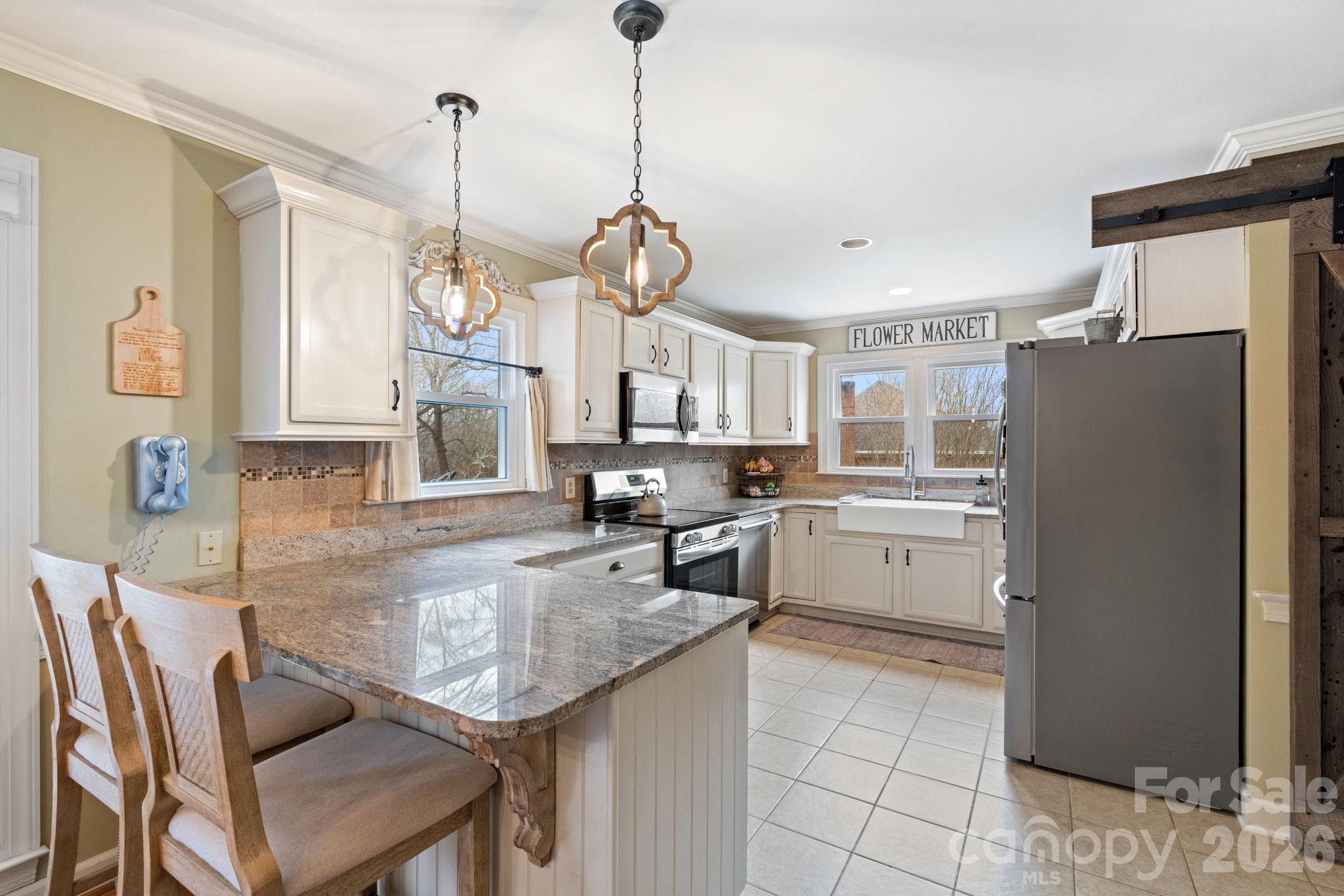 7000 Tramore Lane Property Photo 11