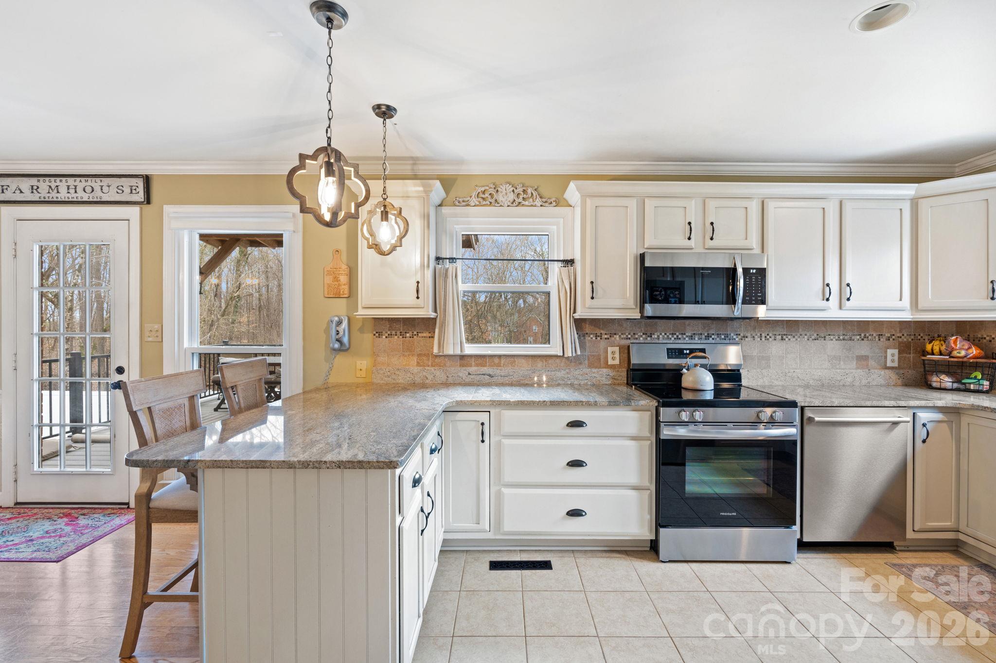 7000 Tramore Lane Property Photo 19