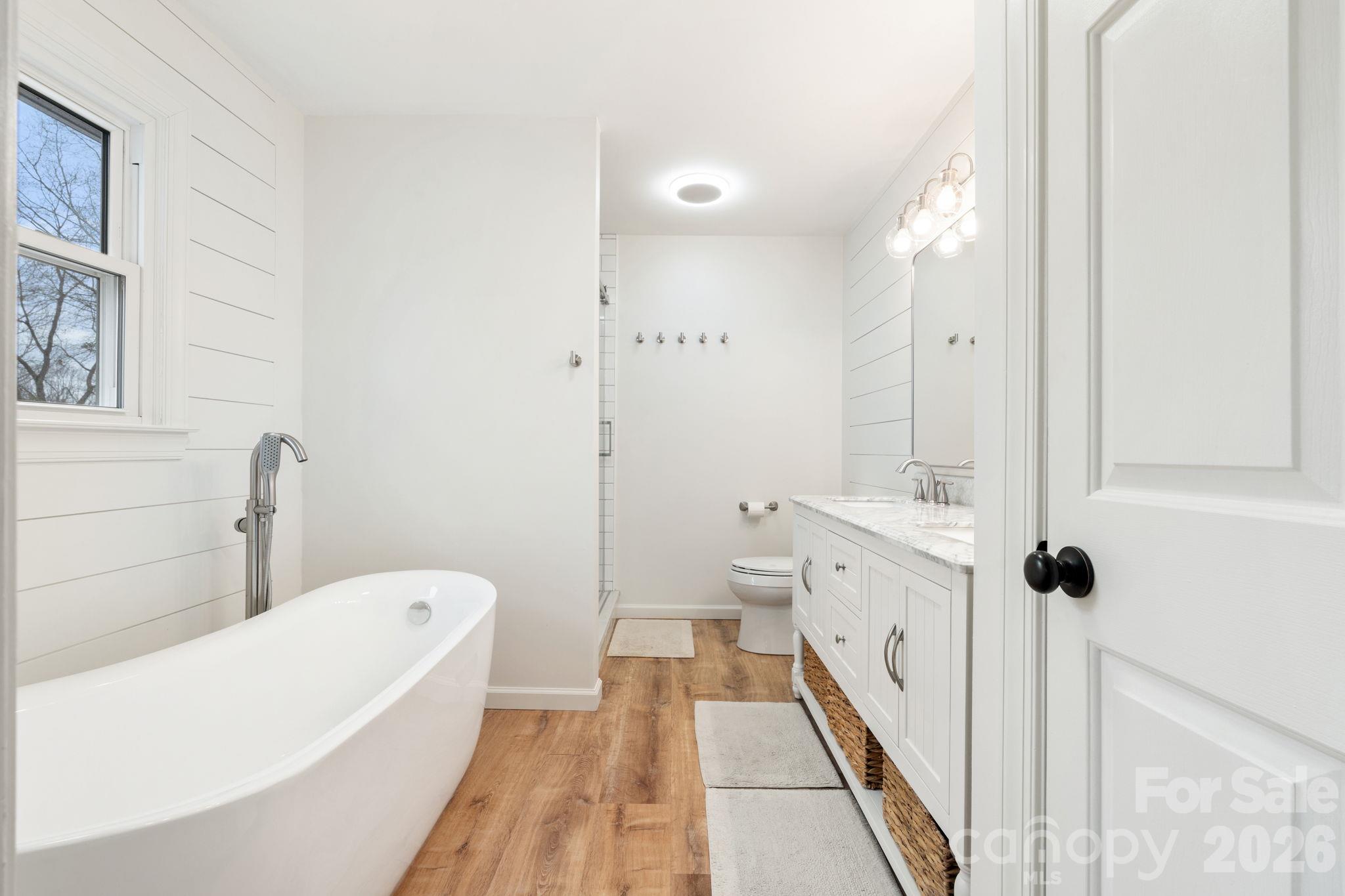 7000 Tramore Lane Property Photo 23