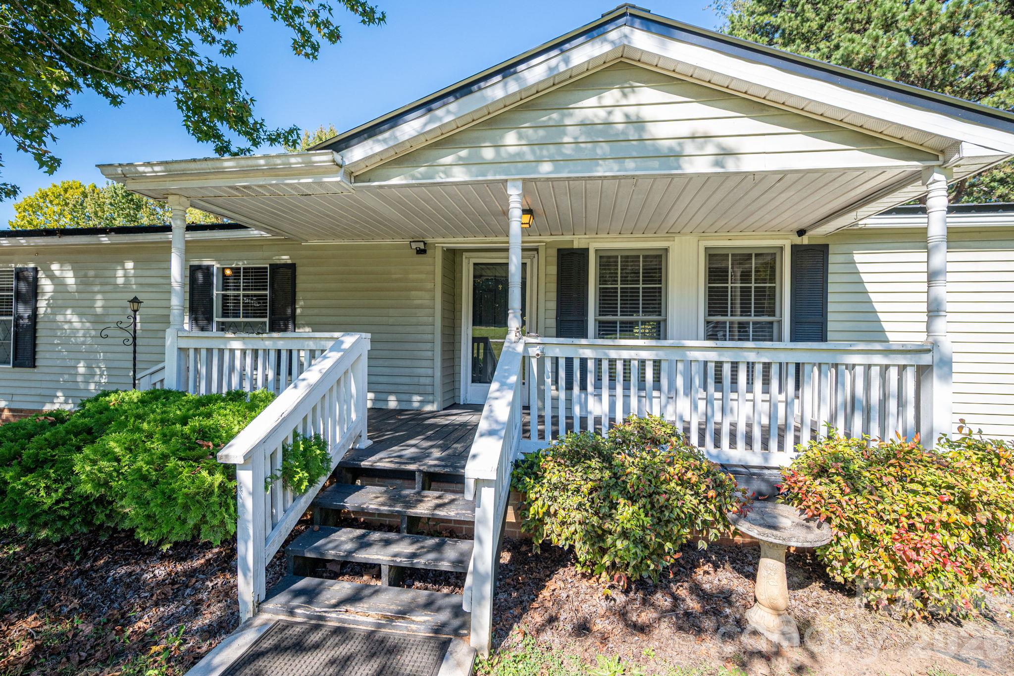 147 Finger Street Property Photo 1