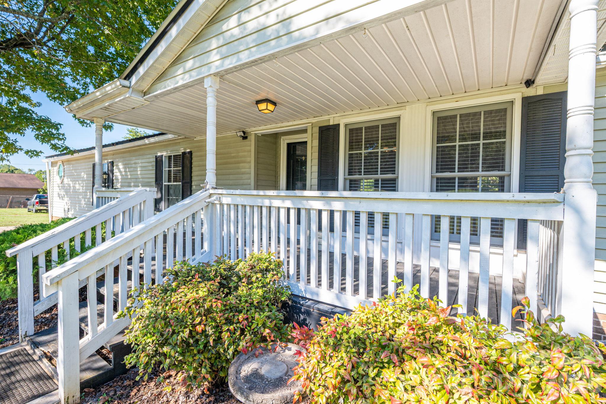 147 Finger Street Property Photo 5