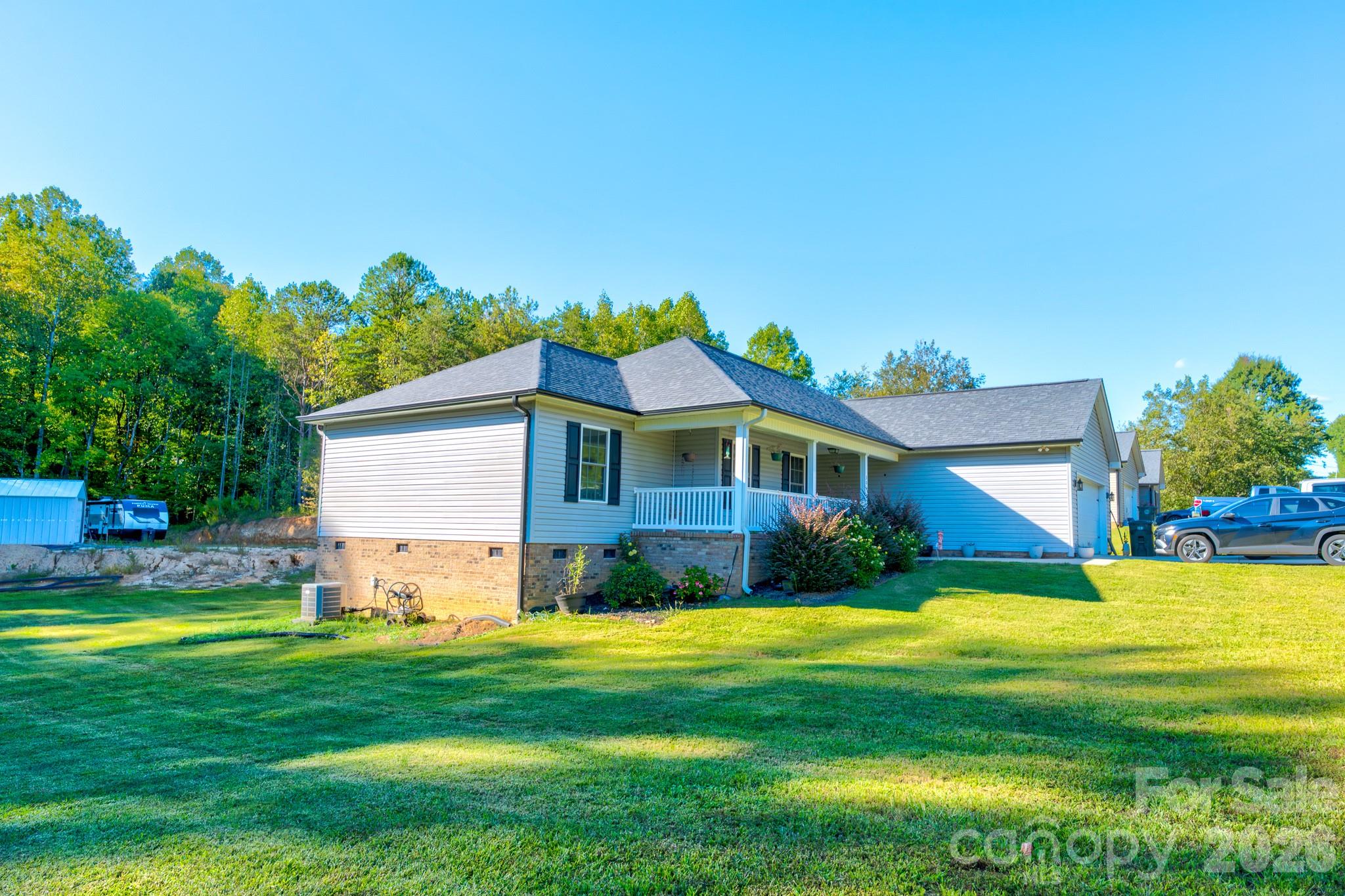 301 Delview Drive 5 Property Photo 2