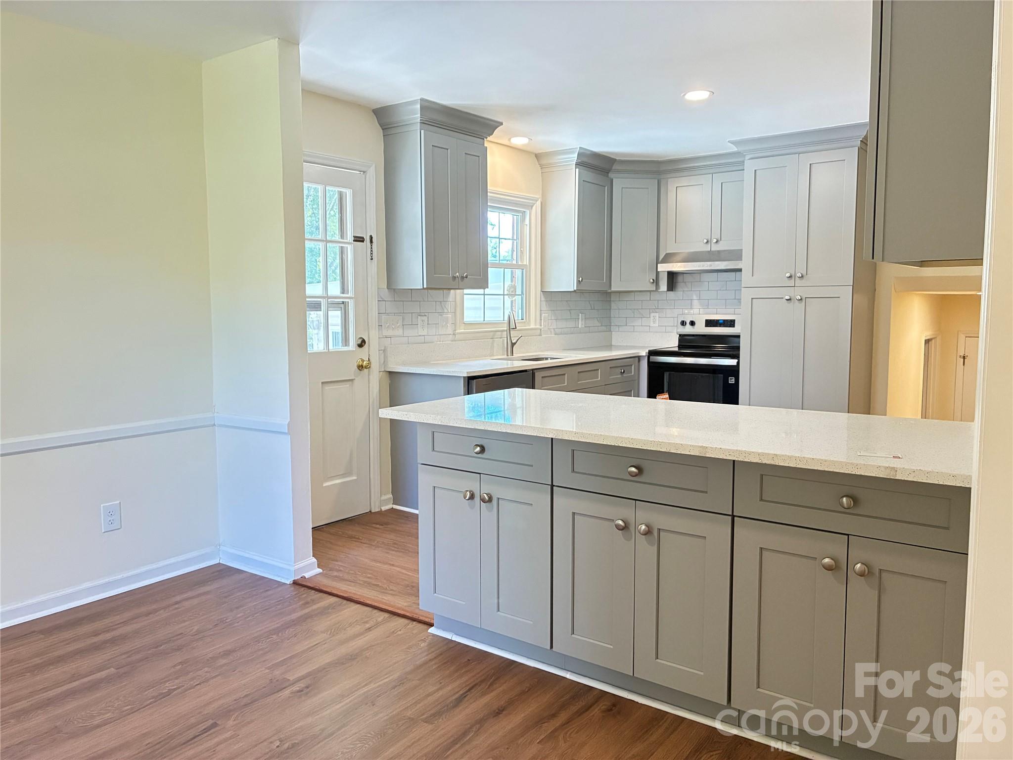 1140 Fieldstone Road Property Photo 6
